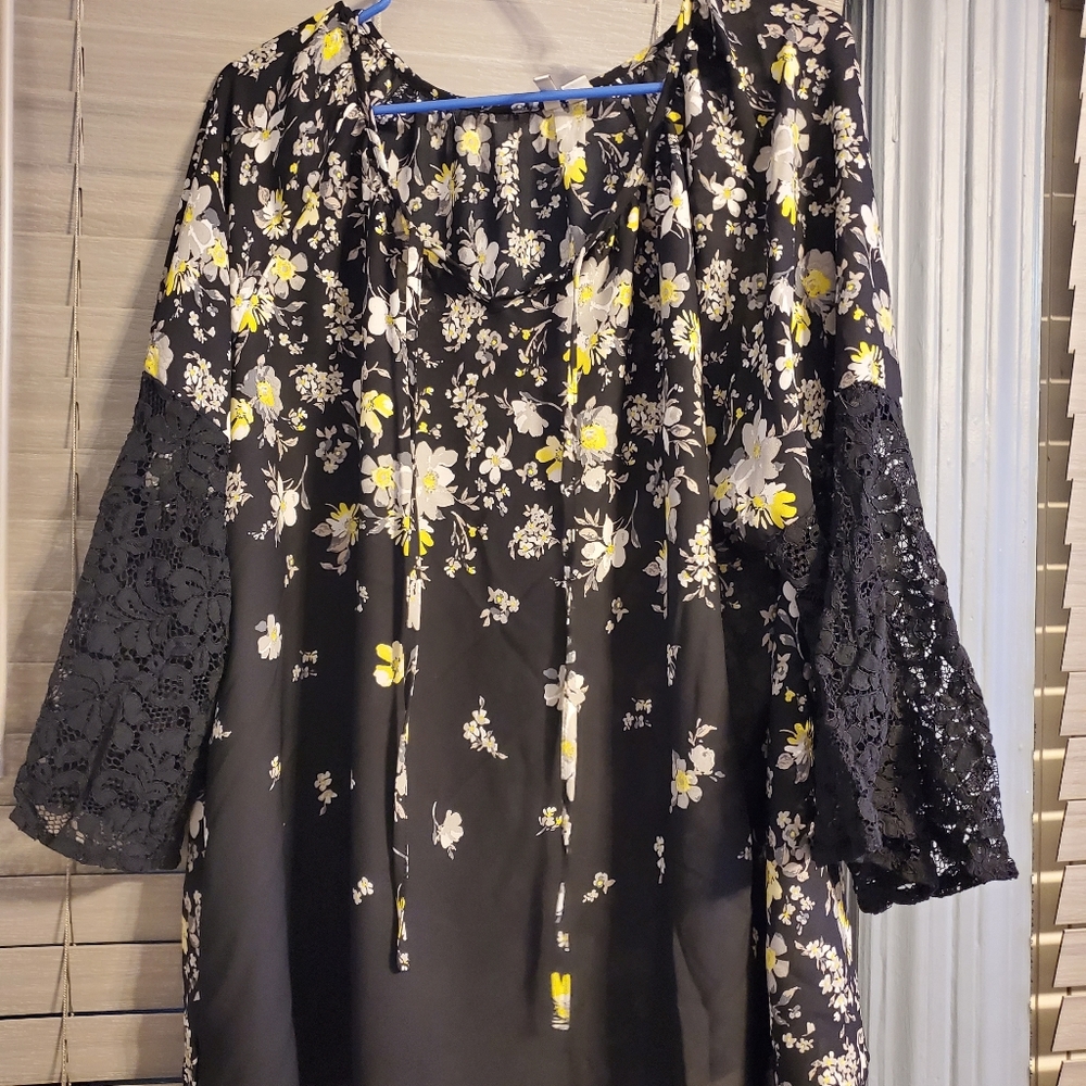 Black top with lace sleeves